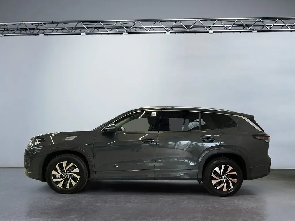 Gebraucht VW Tayron Life 150 PS (110 kW) 2025 Delfingrau SUV