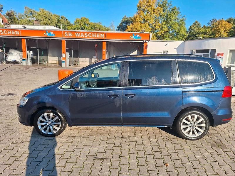 Gebraucht VW Sharan 190 PS (139 kW) 2011 Blau Van / Kleinbus
