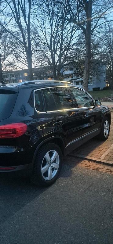 Gebraucht VW Tiguan 140 PS (102 kW) 2013 Schwarz SUV