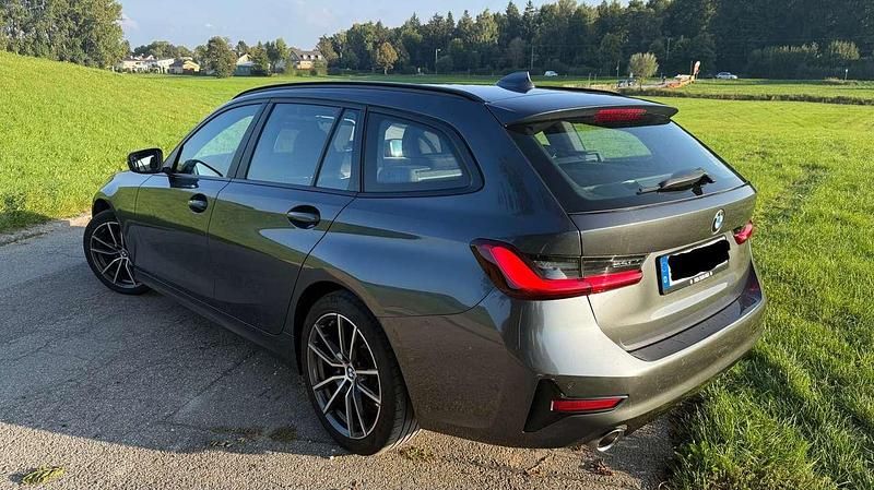 Gebraucht BMW 320 190 PS (139 kW) 2020 Kombi