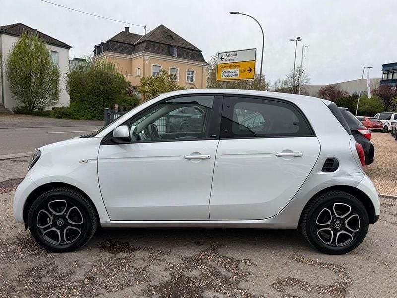 Gebraucht Smart ForFour 71 PS (52 kW) 2015 Silber Kleinwagen