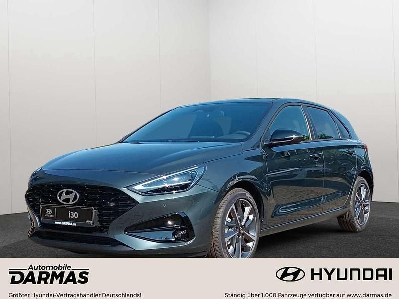 Grün Gebraucht 2024 Hyundai i30 Advantage Limousine | 19.990 € (Guter Preis) - Bild 1/3