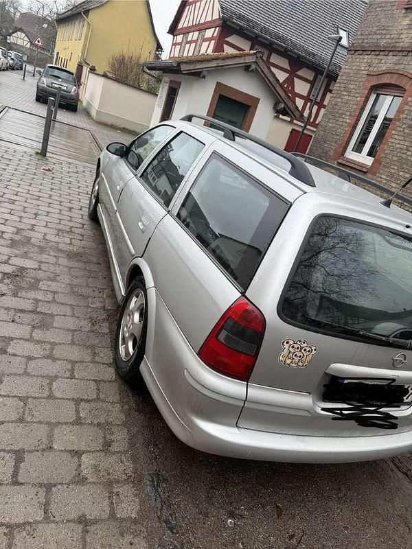 Gebraucht Opel Vectra 136 PS (100 kW) 1998 Kombi