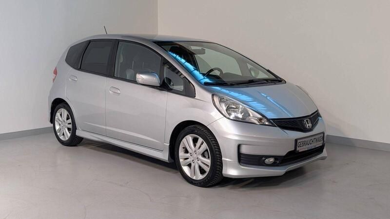 Grau Gebraucht 2013 Honda Jazz SI Kleinwagen | 6.490 € (Fairer Preis) - Bild 1/4