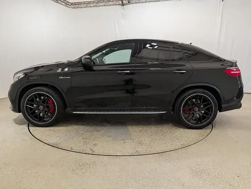 Gebraucht Mercedes GLE63 AMG AMG 585 PS (430 kW) 2016 Obsidianschwarz  metalliclack SUV
