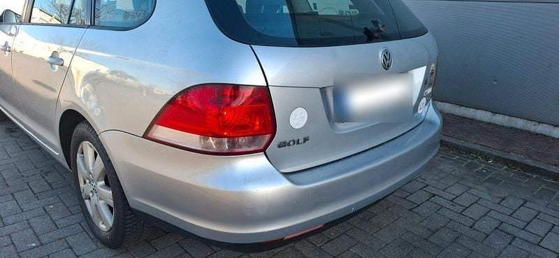 Gebraucht VW Golf V Trendline 105 PS (77 kW) 2007 Silber Kombi