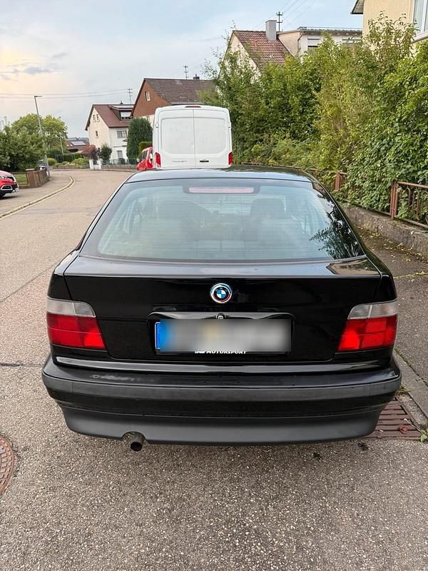 Gebraucht BMW 316 Compact 102 PS (75 kW) 1998 Schwarz Kleinwagen
