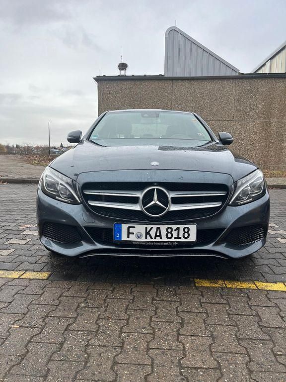 Gebraucht Mercedes C250 204 PS (150 kW) 2015 Grau Limousine