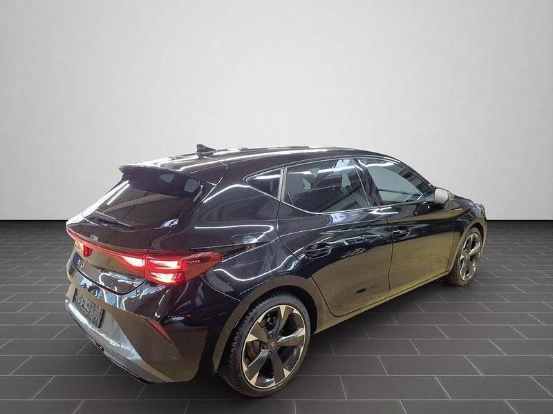 Gebraucht Cupra Leon 150 PS (110 kW) 2025 Mitternachtsschwarz Limousine