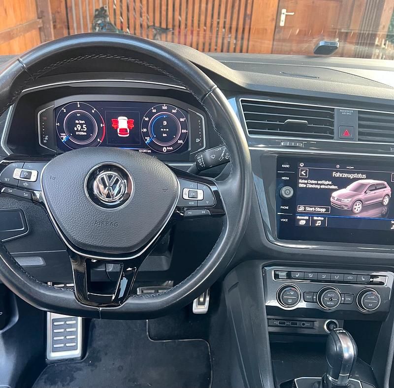 Gebraucht VW Tiguan IQ Drive 150 PS (110 kW) 2019 Schwarz SUV