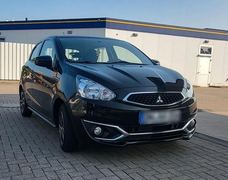 Schwarz Gebraucht 2019 Mitsubishi Space Star Diamant Edition Kleinwagen | 6.850 € (Guter Preis) - Bild 1/4
