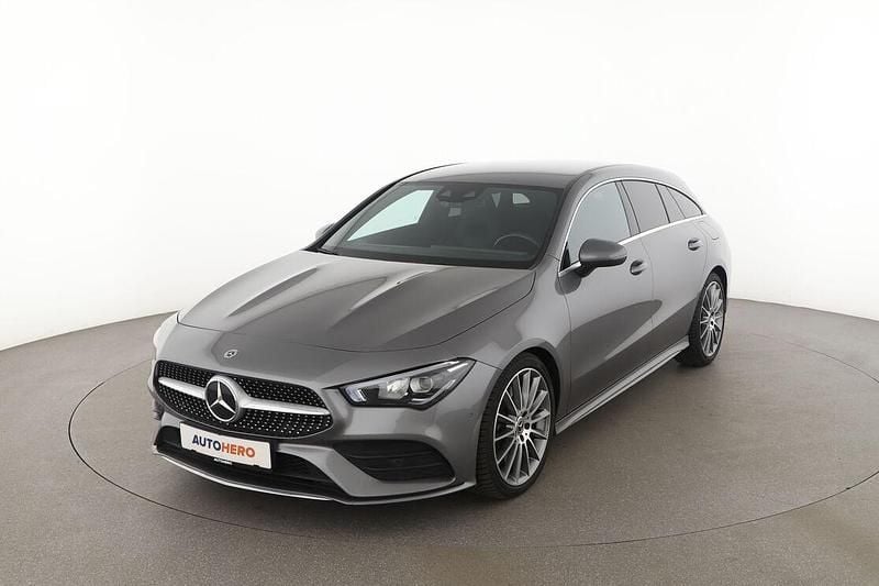 Grau Gebraucht 2021 Mercedes CLA250 Shooting Brake AMG line Kombi | 29.060 € (Fairer Preis) - Bild 1/3