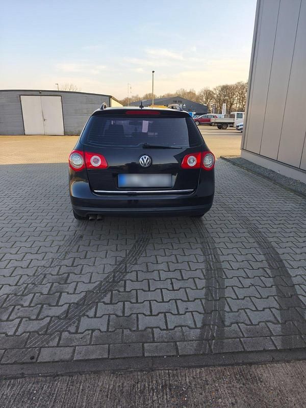 Gebraucht VW Passat 140 PS (102 kW) 2005 Limousine