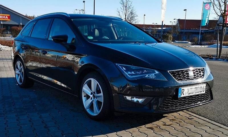 Schwarz Gebraucht 2015 Seat Leon ST FR Kombi | 9.800 € (Superpreis) - Bild 1/4