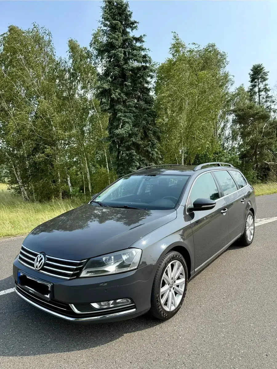 Gebraucht VW Passat 140 PS (102 kW) 2013 Grau Kombi
