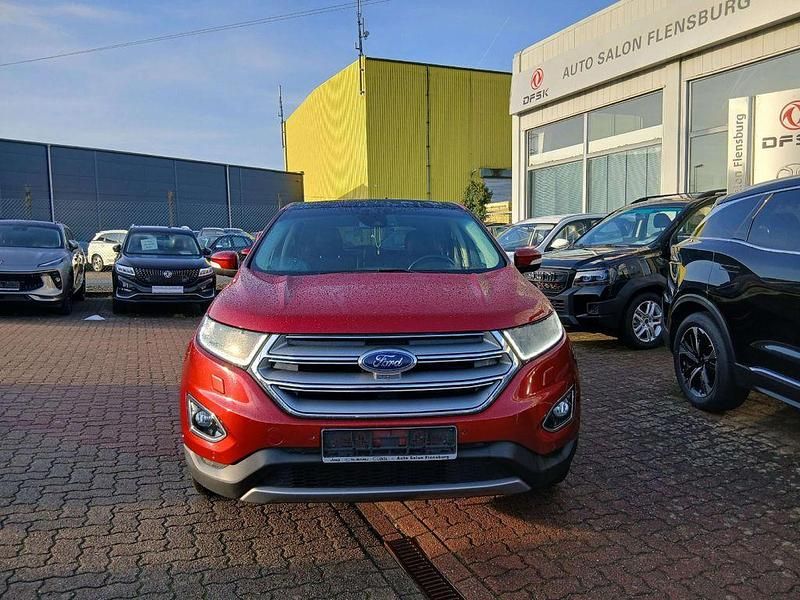 Gebraucht Ford Edge Titanium 209 PS (153 kW) 2016 Rubyrot (metallic) SUV