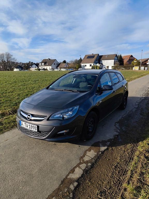 Gebraucht Opel Astra Eco 110 PS (80 kW) 2016 Grau Kombi