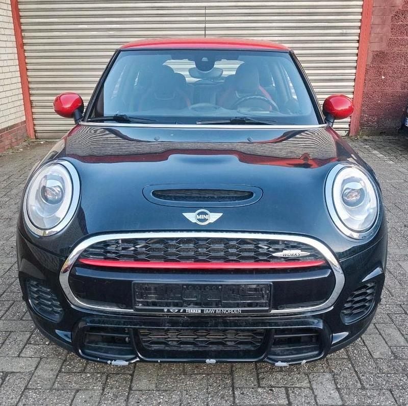 Gebraucht Mini John Cooper Works 231 PS (169 kW) 2016 Schwarz Kleinwagen