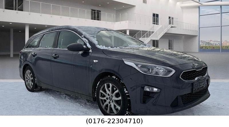 Gebraucht Kia Ceed Sportswagon Vision 136 PS (100 kW) 2021 Grau Kombi