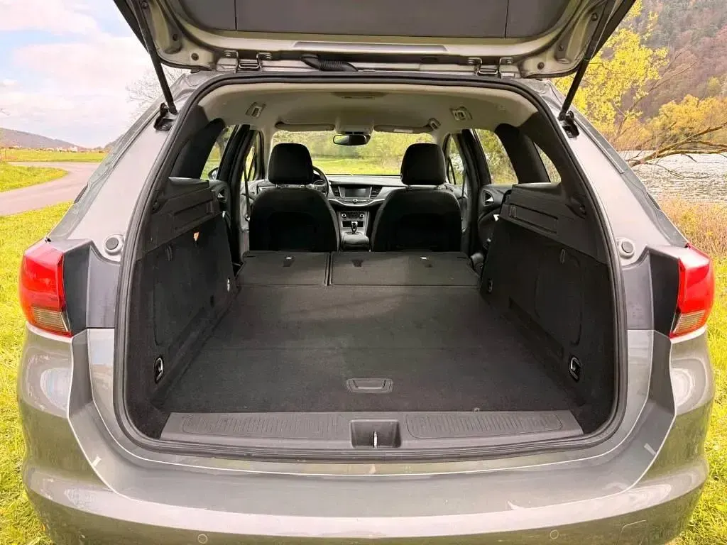 Gebraucht Opel Astra Elegance 122 PS (89 kW) 2020 Braun Kombi