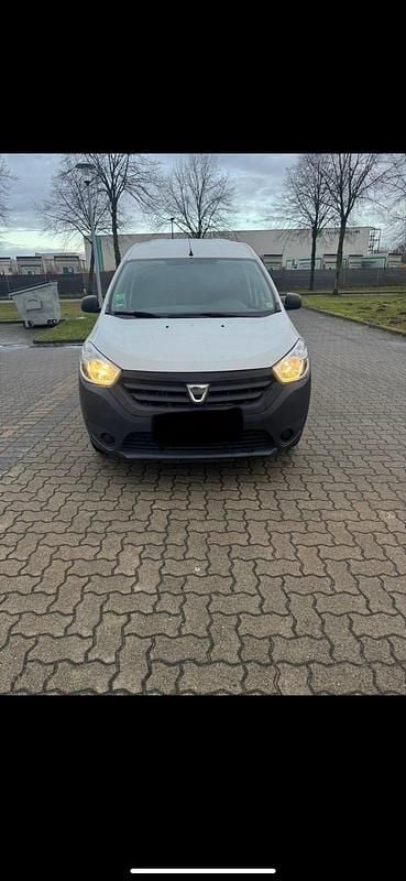 Weiß Gebraucht 2018 Dacia Dokker Van | 4.150 € (Superpreis) - Bild 1/4