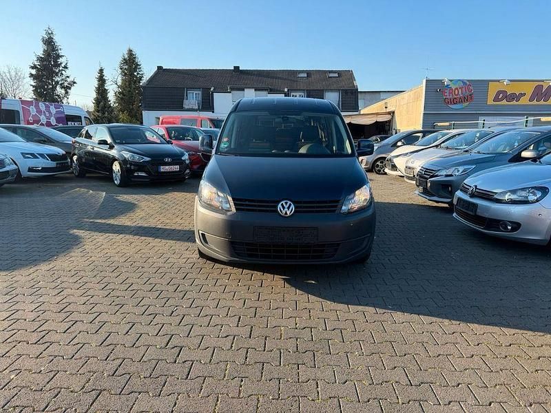 Usata VW Caddy Maxi 102 CV (75 kW) 2013 Blu Monovolume