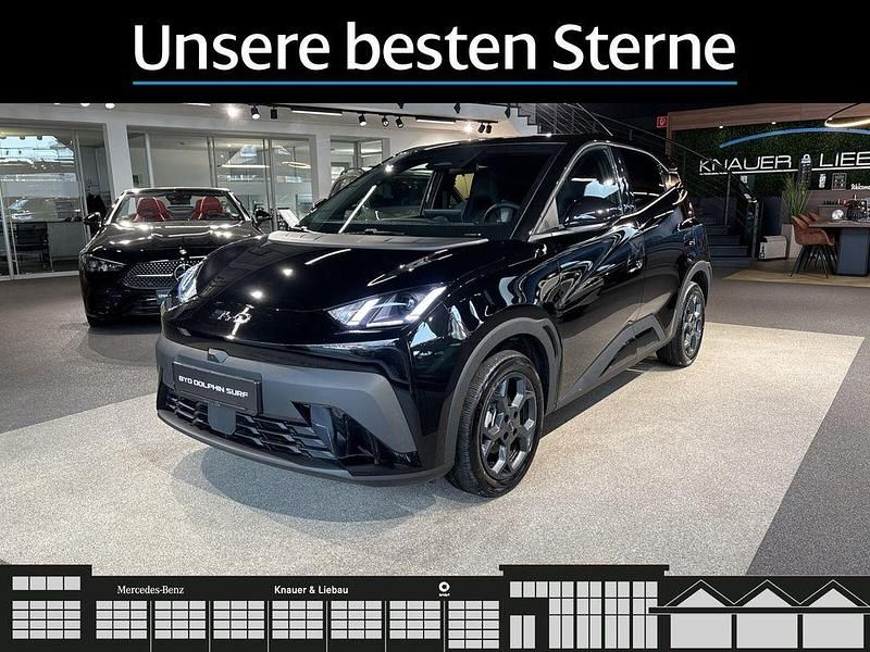 Neu BYD Dolphin Surf Comfort 114 kW (156 PS) 2026 Polar night black Kleinwagen