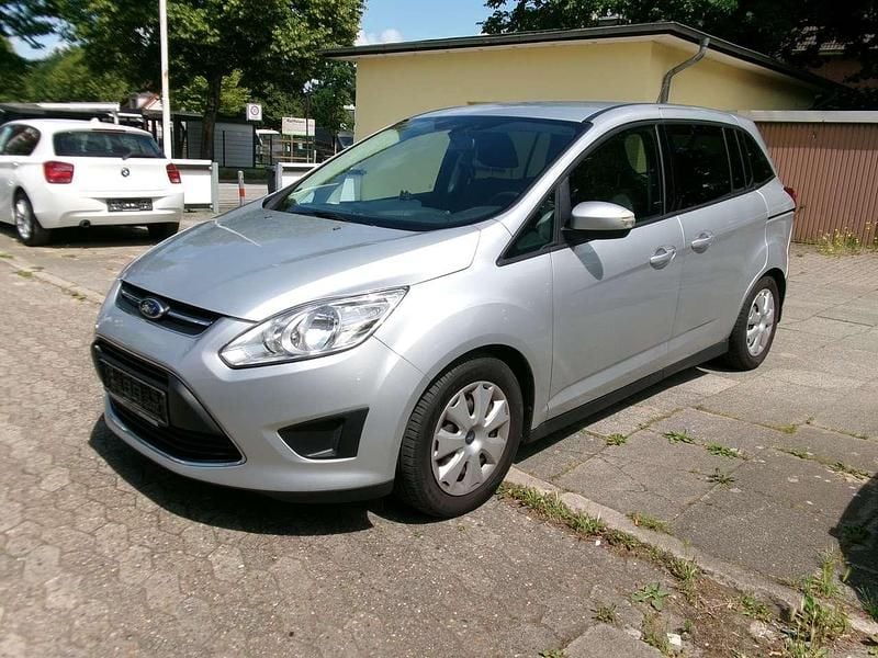 Silber Gebraucht 2013 Ford Grand C-Max Trend Van / Kleinbus | 5.950 € (Fairer Preis) - Bild 1/4