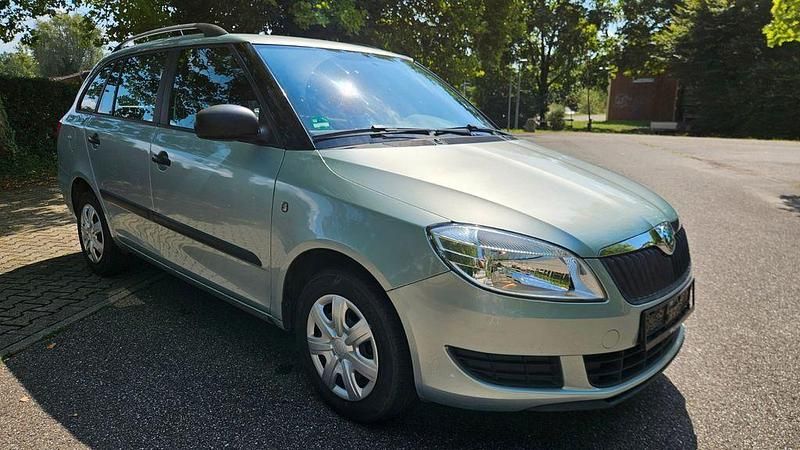Gebraucht 2012 Skoda Fabia Cool Edition Kombi | 2.499 € (Superpreis) - Bild 1/4