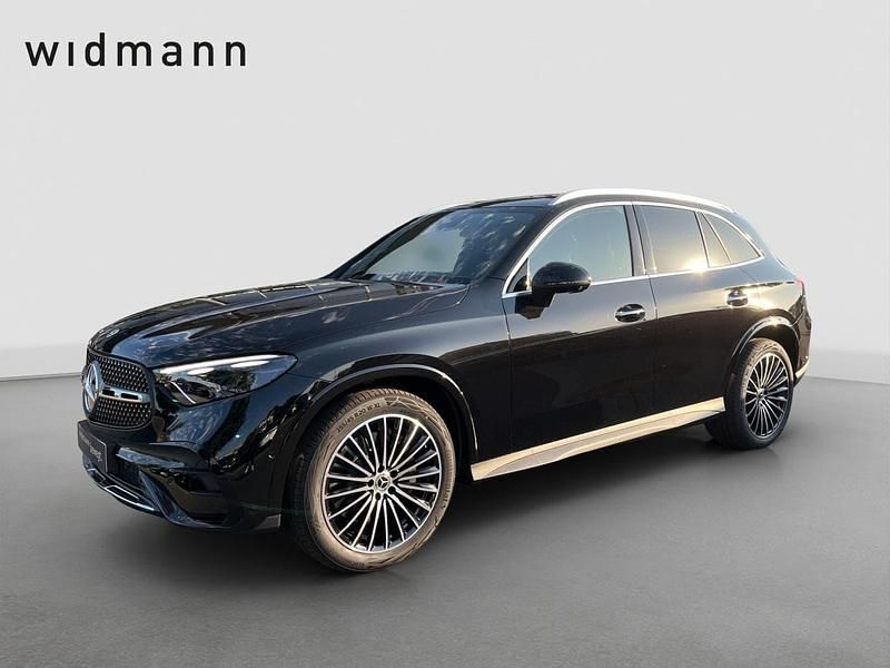Metalliclack obsidianschwarz Gebraucht 2025 Mercedes GLC220 AMG line SUV | 63.780 € (Fairer Preis) - Bild 1/4