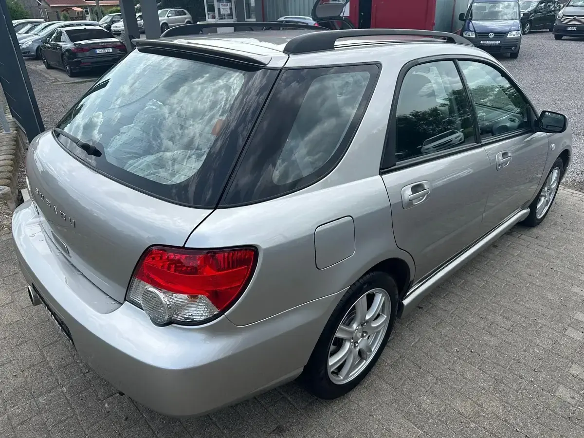 Gebraucht Subaru Impreza 125 PS (91 kW) 2005 Silber Kombi