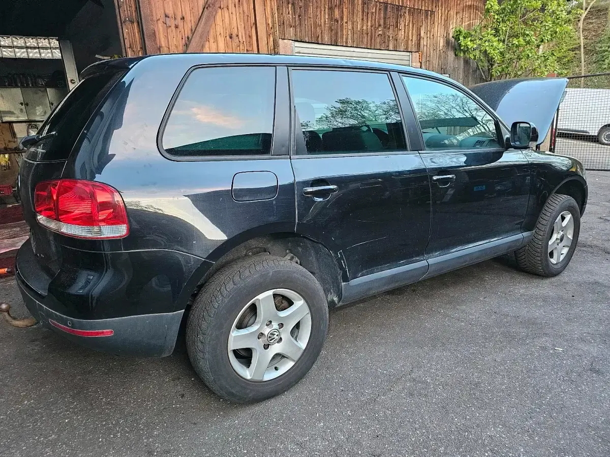 Gebraucht VW Touareg 174 PS (127 kW) 2005 Schwarz SUV