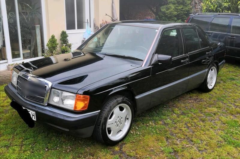 Schwarz Gebraucht 1991 Mercedes 190 Limousine | 6.900 € - Bild 1/4