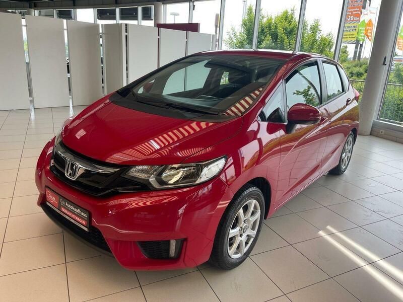 Rot Gebraucht 2017 Honda Jazz Trend Kleinwagen | 11.880 € (Fairer Preis) - Bild 1/2