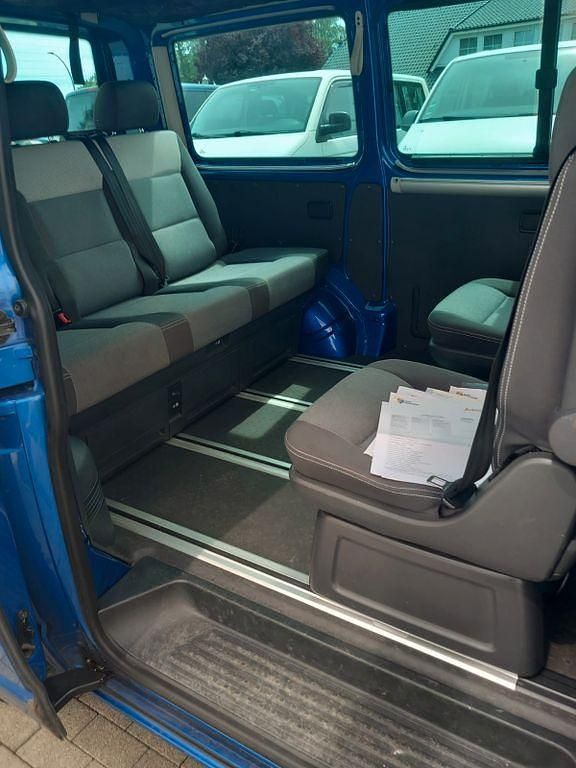 Gebraucht VW Multivan 131 PS (96 kW) 2008 Blau Van