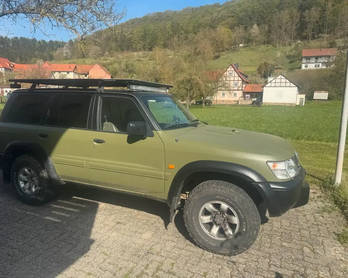Gebraucht Nissan Patrol 158 PS (116 kW) 2002 Grün SUV