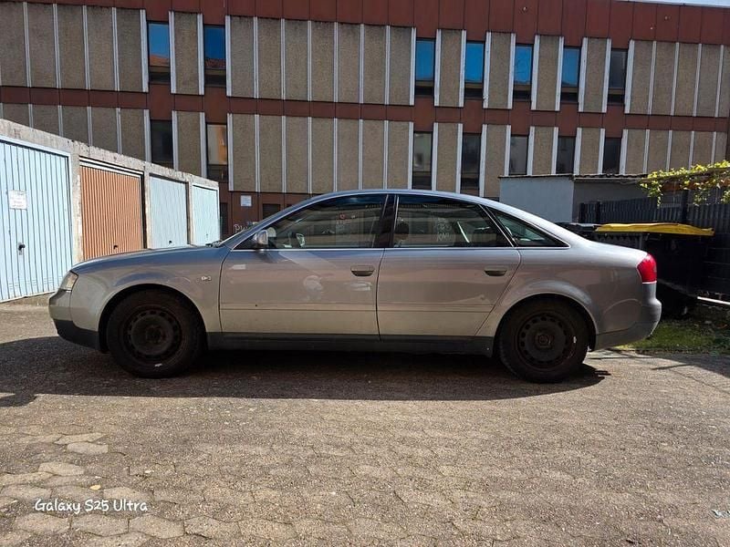 Używany Audi A6 150 KM (110 kW) 2002 Szary Sedan/Limuzyna