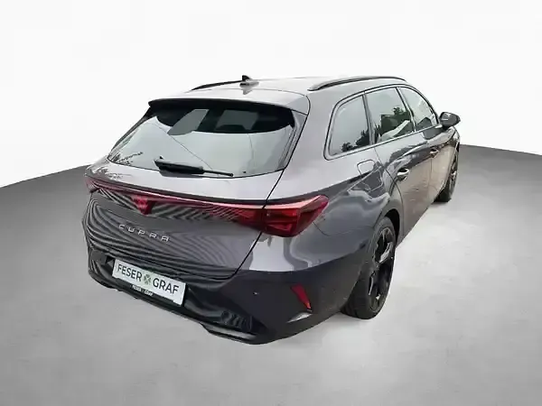 Neu Cupra Leon 150 PS (110 kW) 2026 Violett Kombi