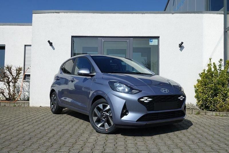 Uc3 vibrant blue mineraleffekt Neu 2025 Hyundai i10 Trend Kleinwagen | 16.970 € (Guter Preis) - Bild 1/4