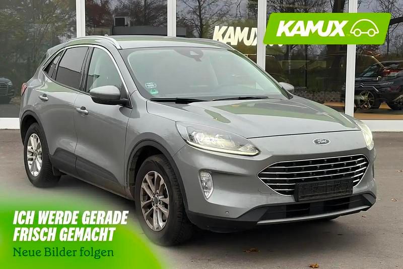 Silber / grau Gebraucht 2020 Ford Kuga SUV | 16.745 € (Superpreis) - Bild 1/4