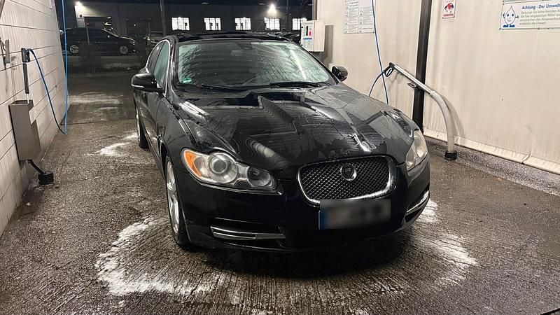 Gebraucht Jaguar XF 211 PS (155 kW) 2010 Schwarz Limousine