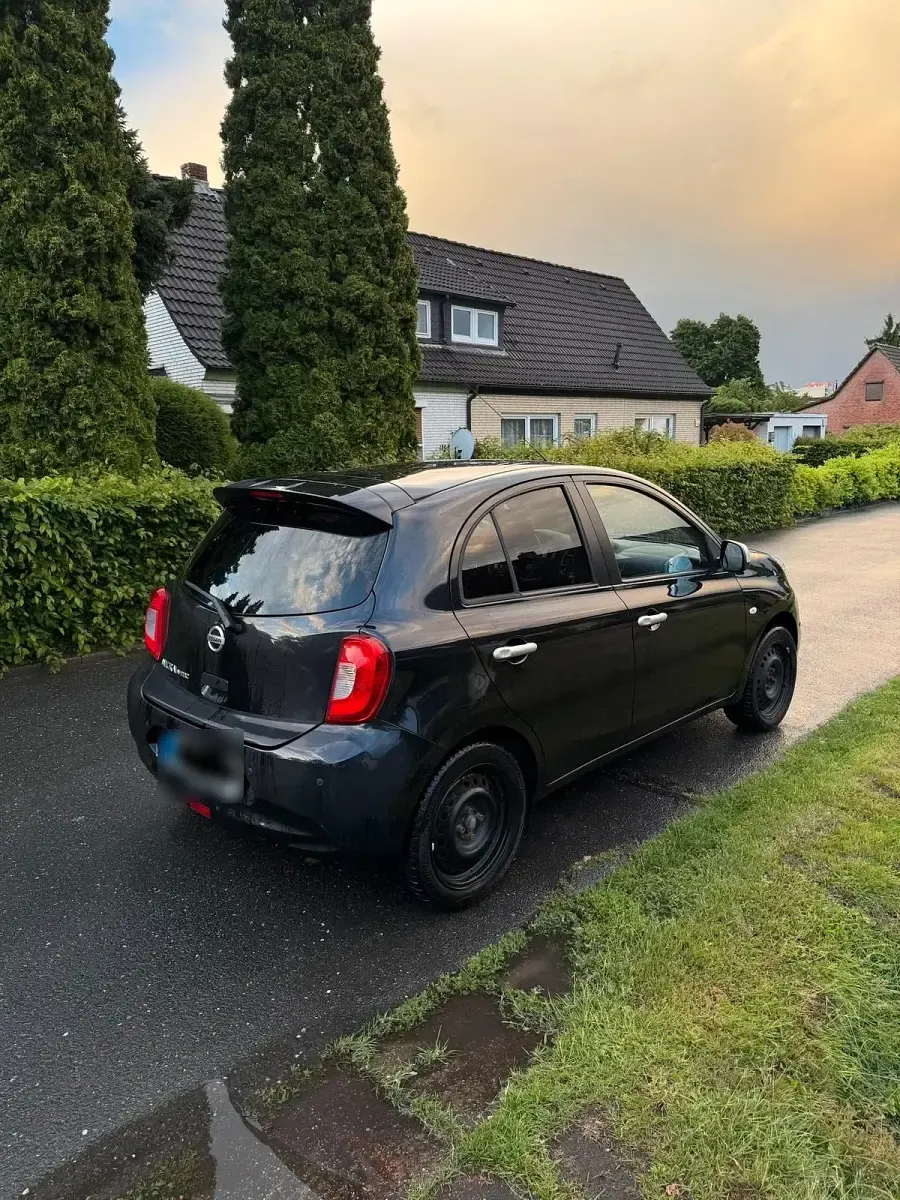 Gebraucht Nissan Micra 80 PS (58 kW) 2017 Schwarz Kleinwagen