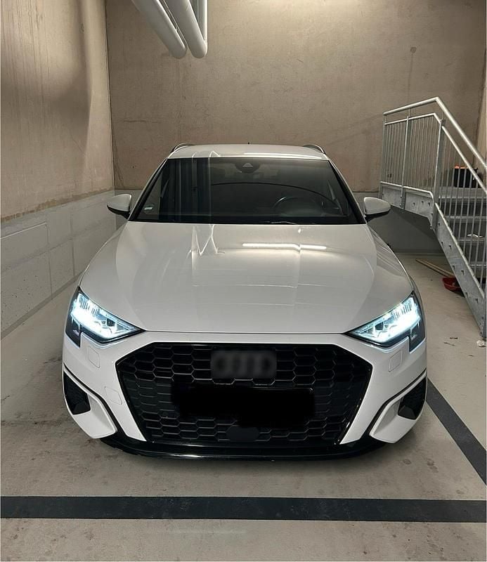 Gebraucht Audi A3 S-Line 116 PS (85 kW) 2022 Weiß Limousine