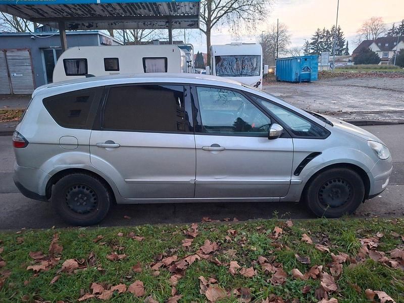 Gebraucht Ford S-MAX Trend 131 PS (96 kW) 2006 Silber Van / Kleinbus