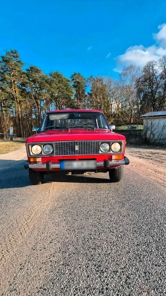 Gebraucht Lada 2106 65 PS (47 kW) 1985 Rot Limousine