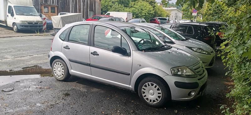 Silber Gebraucht 2008 Citroën C3 Kleinwagen | 790 € (Superpreis) - Bild 1/4