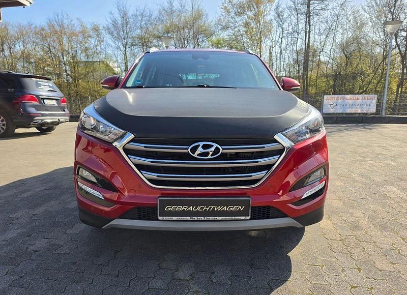 Gebraucht Hyundai Tucson Style 141 PS (103 kW) 2017 Rot SUV