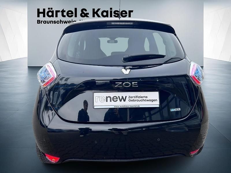 Gebraucht Renault Zoe Intens 67 kW (92 PS) 2017 Blackpearlschwarz (schwarz) (schwarz) Kleinwagen