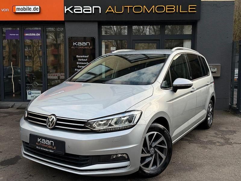 Gebraucht VW Touran Sound 116 PS (85 kW) 2017 Reflexsilber metallic Van / Kleinbus