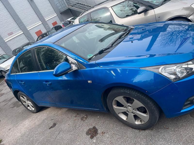 Gebraucht Chevrolet Cruze LT 163 PS (119 kW) 2011 Blau Limousine